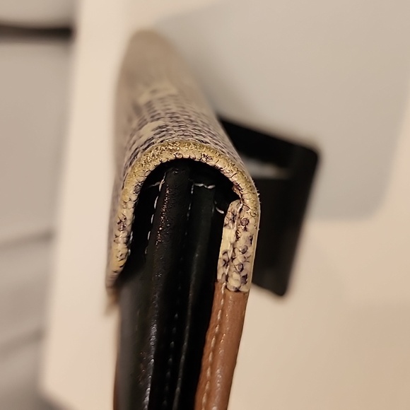 Chloe Long Envelope Wallet With Authenticity Card - Picture 13 of 16